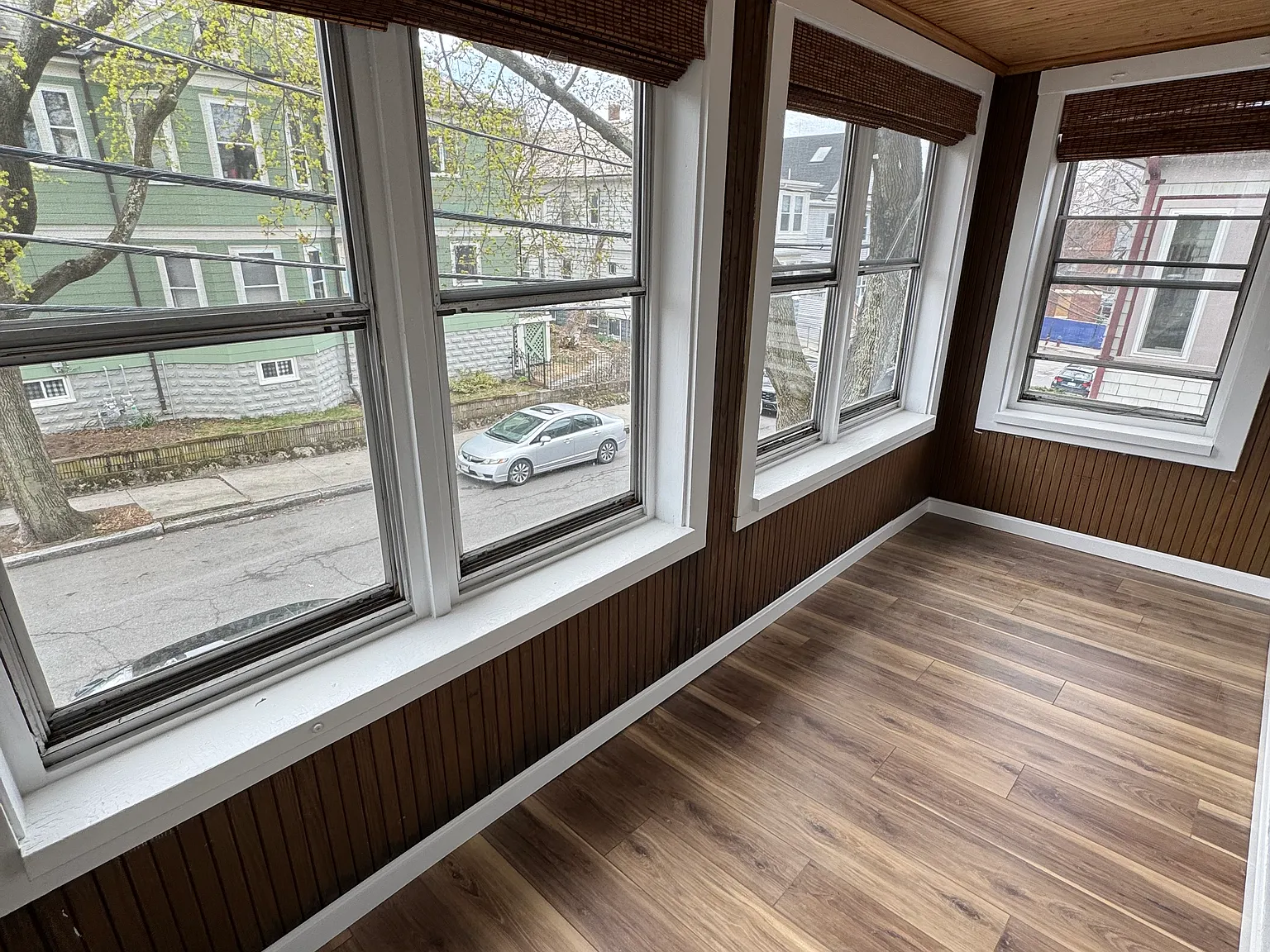 4 bed, 9999 sqft, $4,500 — Photo 4