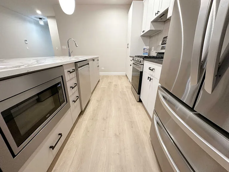 4315 S Indiana Ave #3 — Photo 4