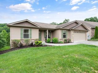 2824 Hopscotch Ln, Knoxville, TN 37931