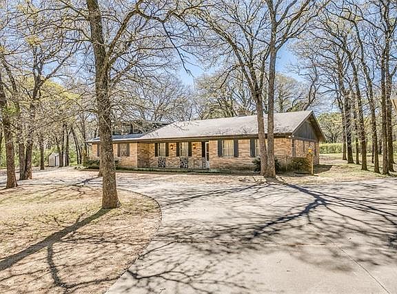 5th image of 613 Briarwood Trl