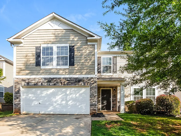 5437 Twin Brook Dr — Photo 1