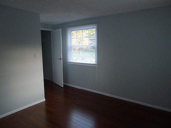 5th image of 770 W Ferry St APT 2B