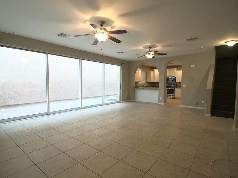 12465 W Hummingbird Ter — Photo 2
