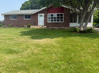 215 E Oxford St, Coopersburg, PA 18036