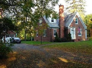 26 Pausley Ct, Selkirk, NY 12158