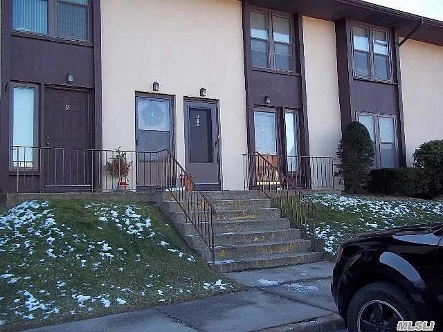 1st image of 11 Palm Ct