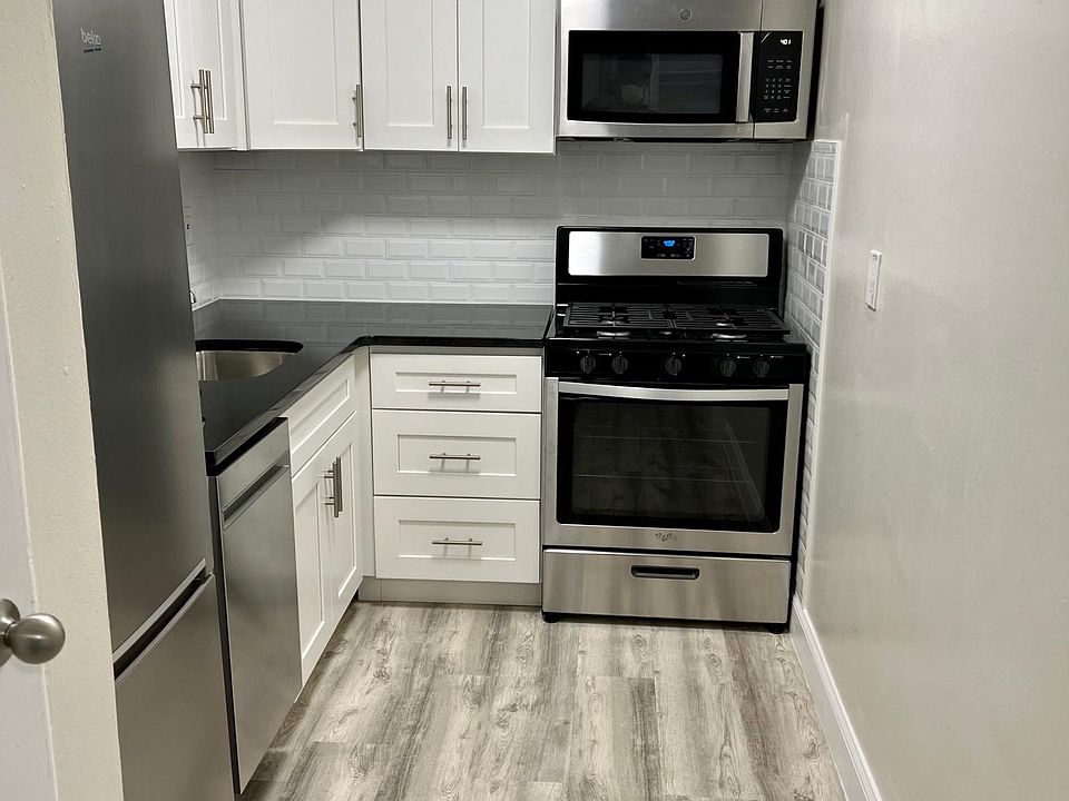 1st image of 13981 35th Ave APT 2D