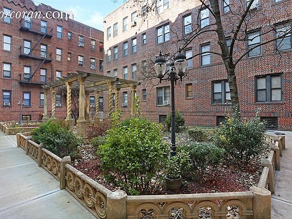 4th image of 555 Ovington Ave APT 26A