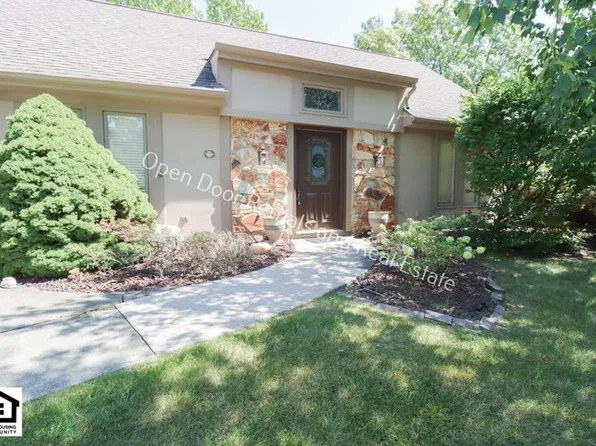 10512 Brandywine Dr, Fort Wayne, IN 46845