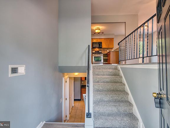 4th image of 234 Garden Ave