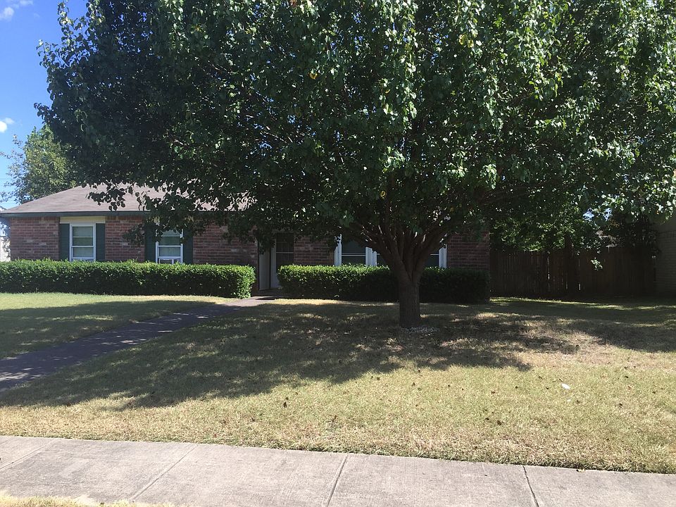 1st image of 1226 Oakbluff Dr