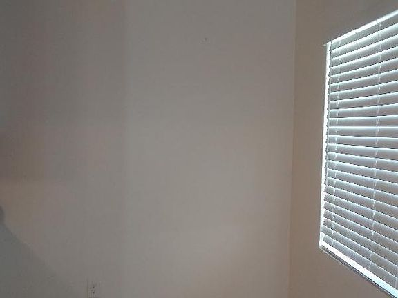 5th image of 32969 Perret Blvd