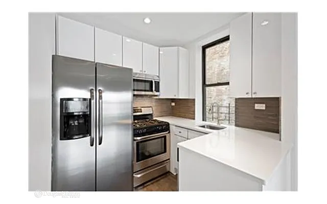 Rented by Douglas Elliman | media 13