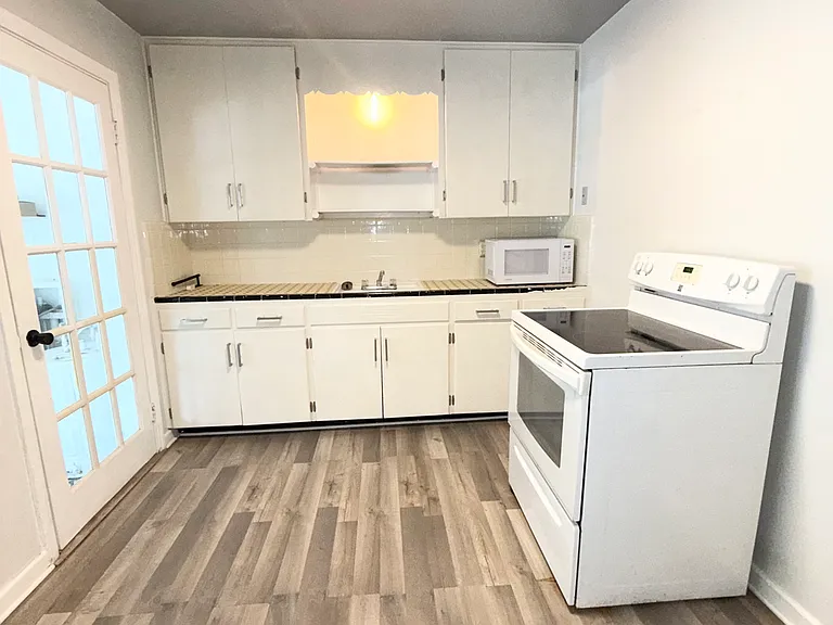 1016 Alba Dr #1016 — Photo 5