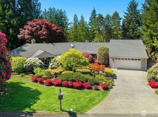 2709 86th Ave NE, Clyde Hill, WA 98004