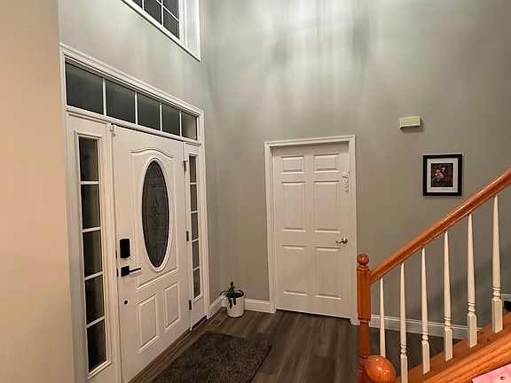 5th image of 23285 Jenifer Ct