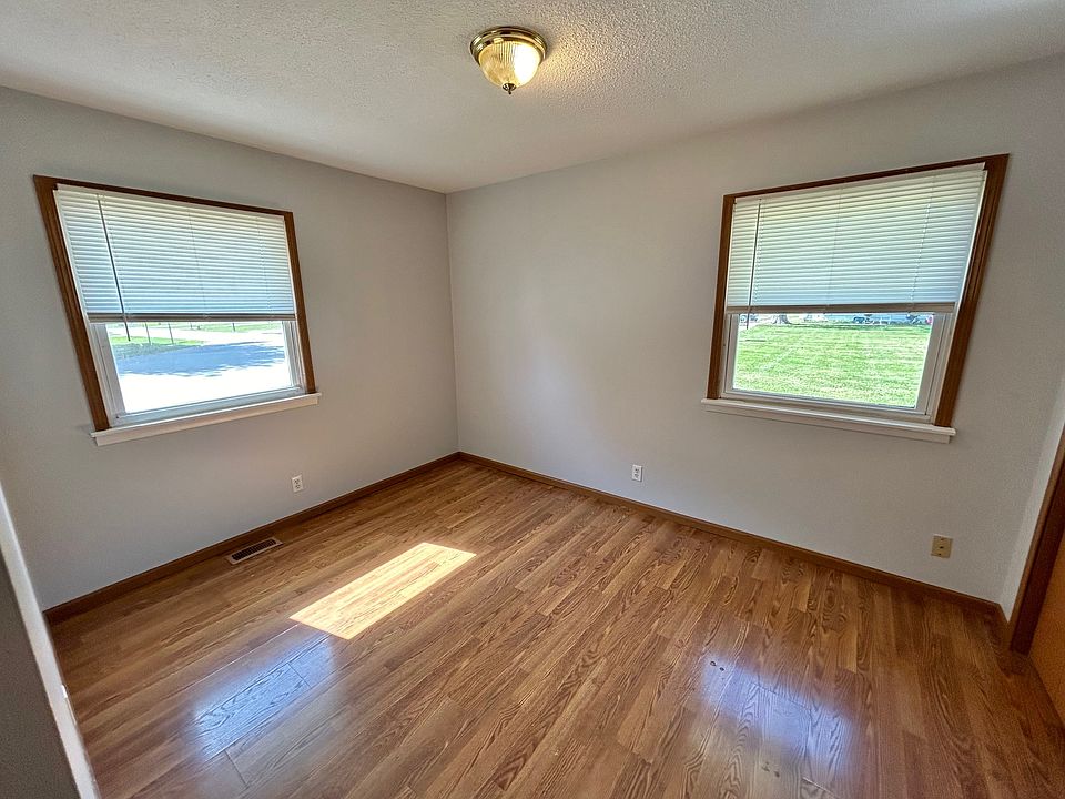 404 E Madison St 404 E Madison St Auburn IL Zillow