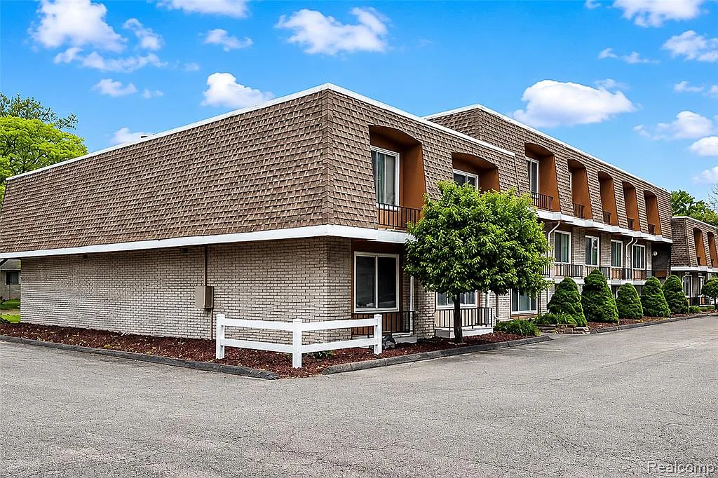 1 bed, 1.0 bath, 730 sqft, $950 — Photo 4