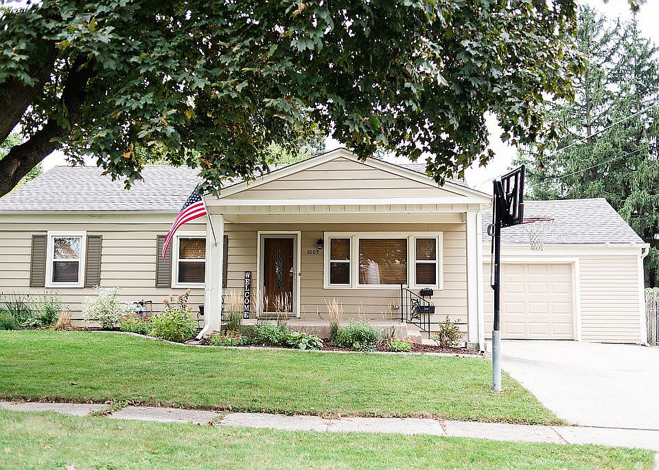 1005 Grover St, Belvidere, IL 61008 Zillow