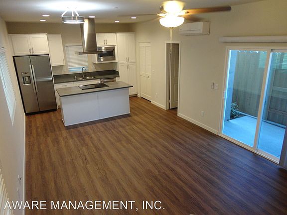 4th image of 4647 Idaho St #2