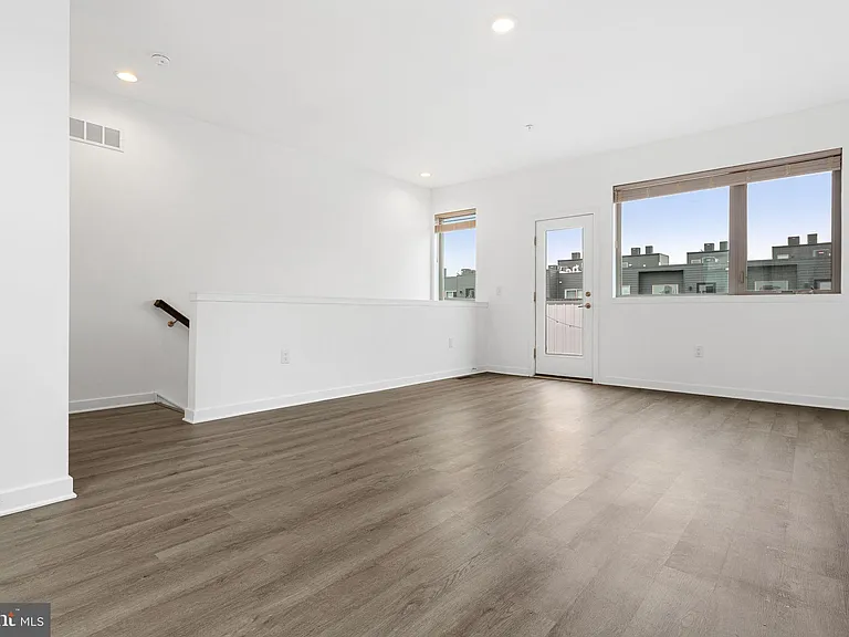 3121 Beach View Ln #A — Photo 15
