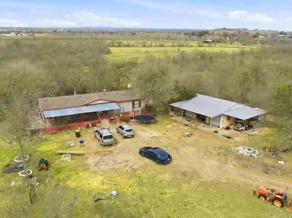 13802 Hokanson Rd, Del Valle, TX 78617