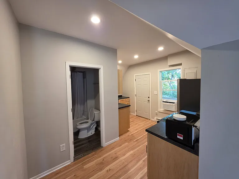 710 Desoto St #2 — Photo 7