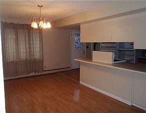4th image of 130 Vassar Cir