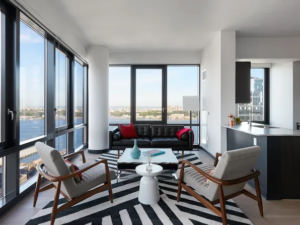 21 West End Avenue image 1 of 15