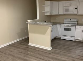 15 W 10th St #C, Marcus Hook, PA 19061