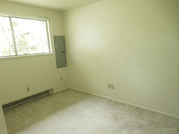 4th image of 2410 E St APT A