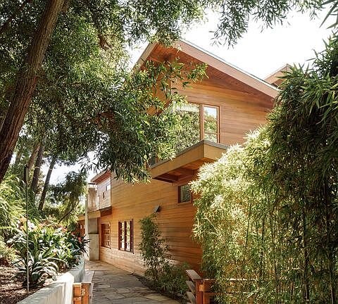 3rd image of 2424 Nichols Canyon Rd