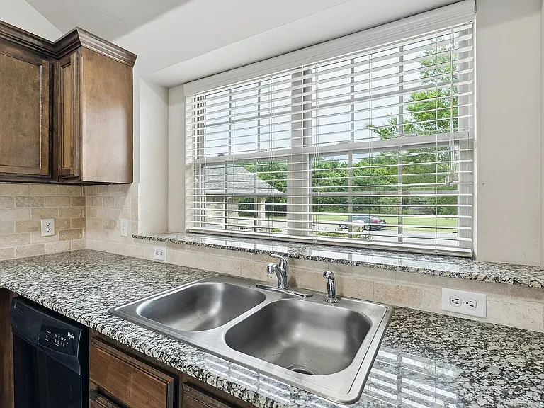 3408 Frederick Dr — Photo 9