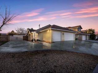 43915 Glenraven Rd, Lancaster, CA 93535