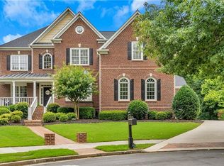 4860 Meadow Park Ln, Suwanee, GA 30024