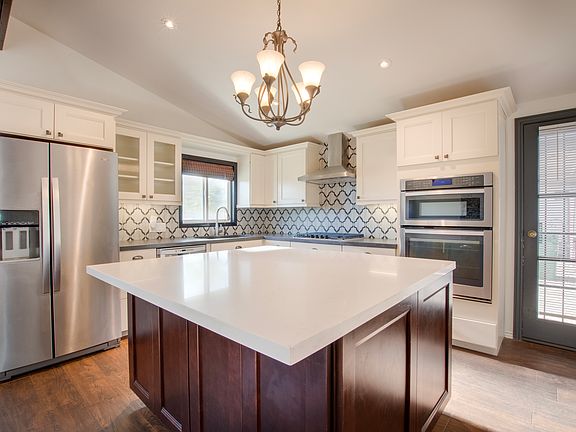 Open kitchen