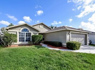 1511 Attleboro Ln, Brandon, FL 33511