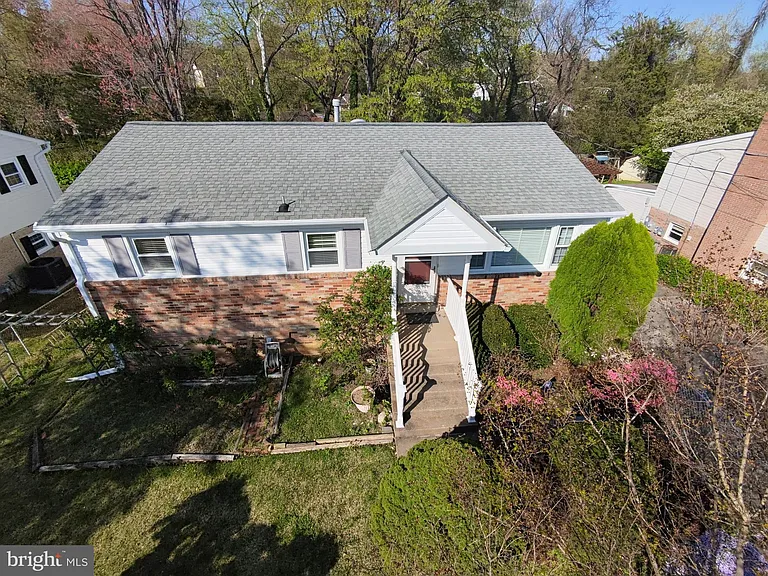 3931 Dominion Dr — Photo 1