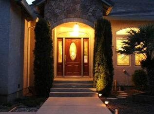 18455 Sycamore Ave, Patterson, CA 95363