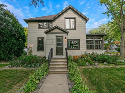 1102 North DIVISION STREET, Appleton, WI, 54911