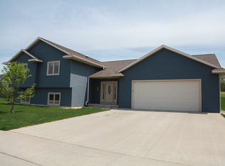 809 Granum St, Holmen, WI 54636