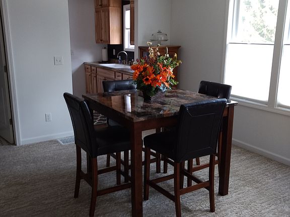 3rd image of 10537 Wildwood Dr