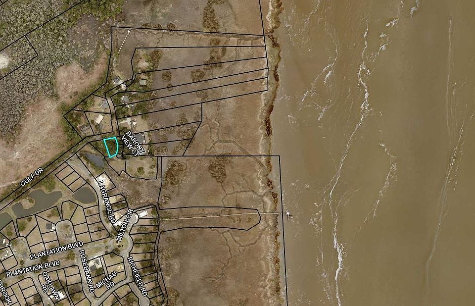 2nd image of Lot 2 Golf Dr.