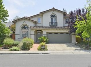 27 Walkabout Ln, Napa, CA