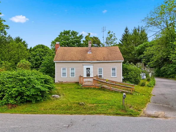 2 Hadley Road, Newton, NH 03858