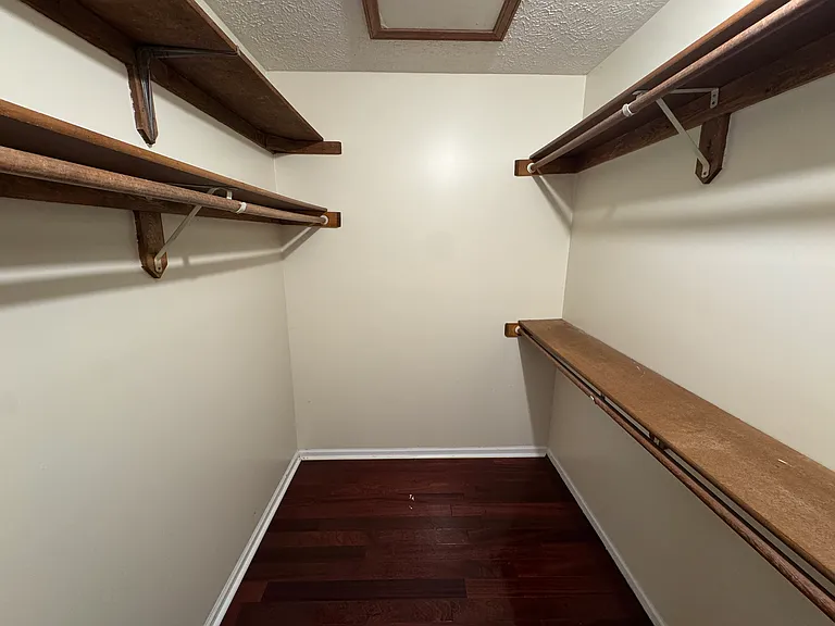 3315 Oak Tree Dr S — Photo 25