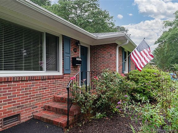 4th image of 303 Longwood Dr