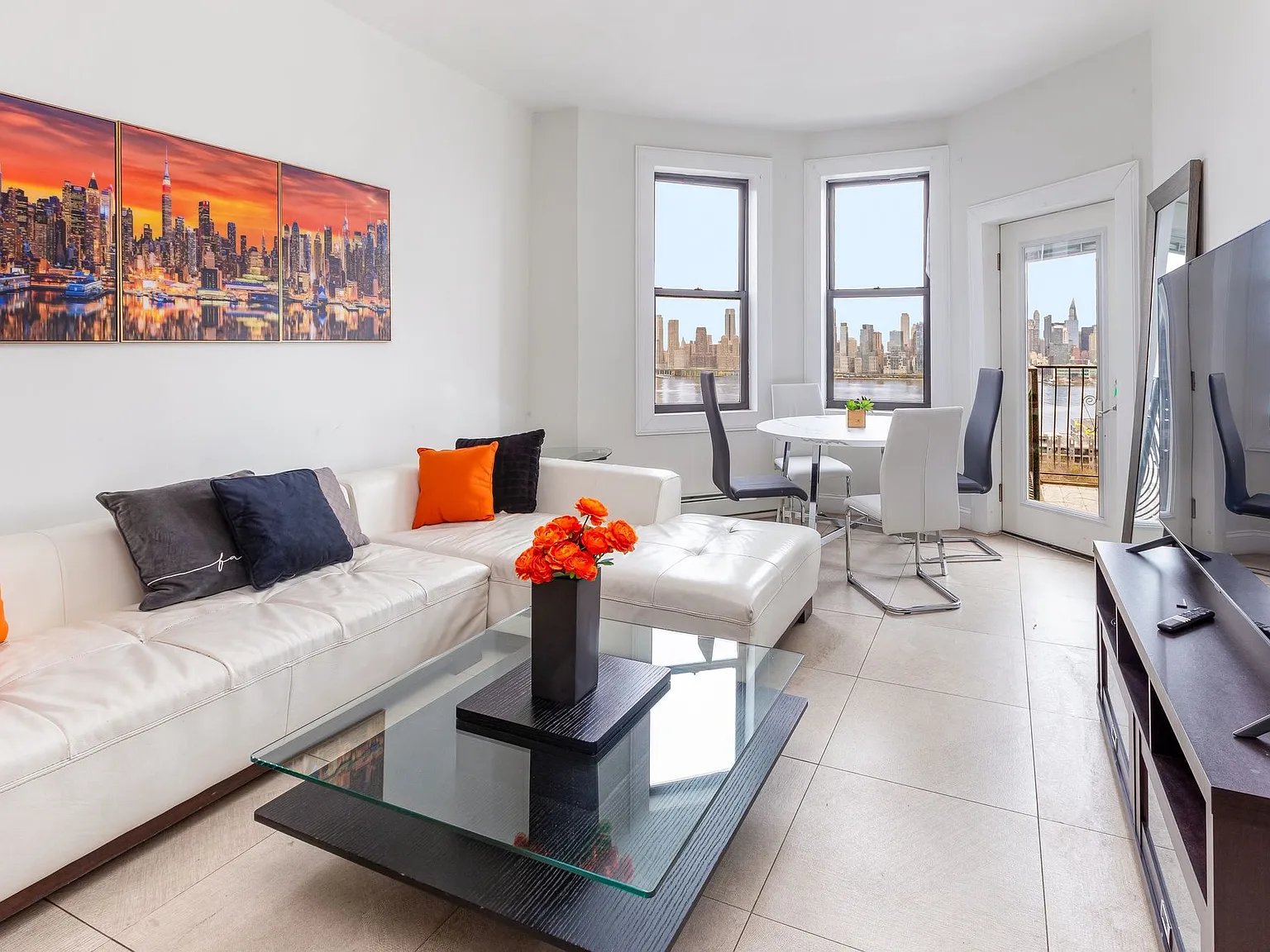 4 bed, 1000 sqft, $4,495 — Photo 4