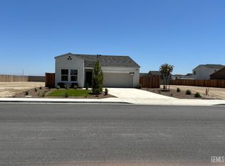 7313 Peach Grove Ln, Bakersfield, CA 93313