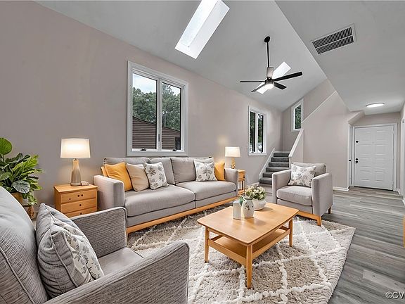 5th image of 9006 Blue Oak Ct